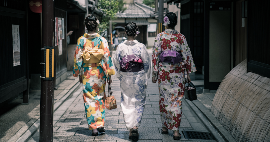 日本京都最著名的花見小路,現在已經禁止遊客進入。(圖/canva)