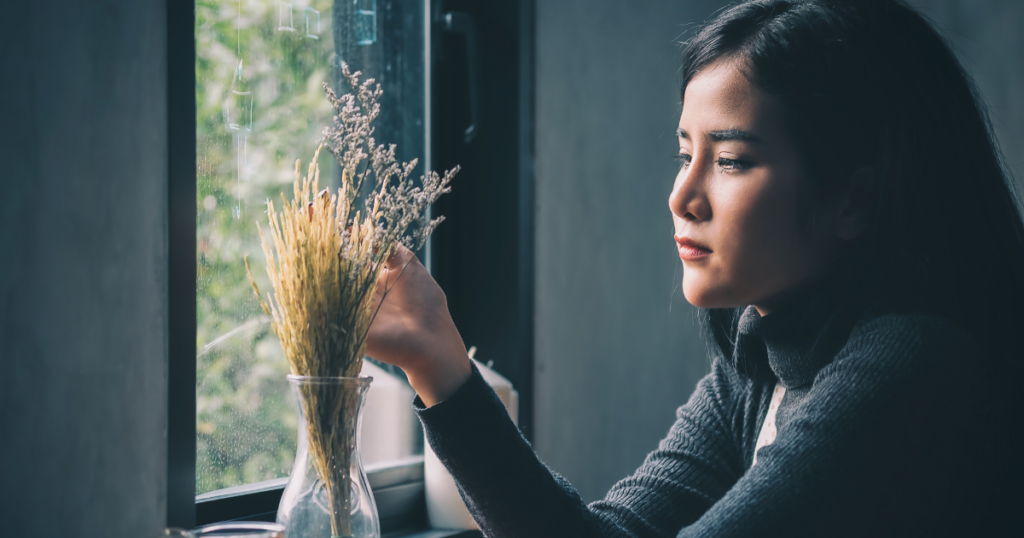 有些人可能因為生活壓力、賀爾蒙變化等，導致性慾低下。（圖／canva）