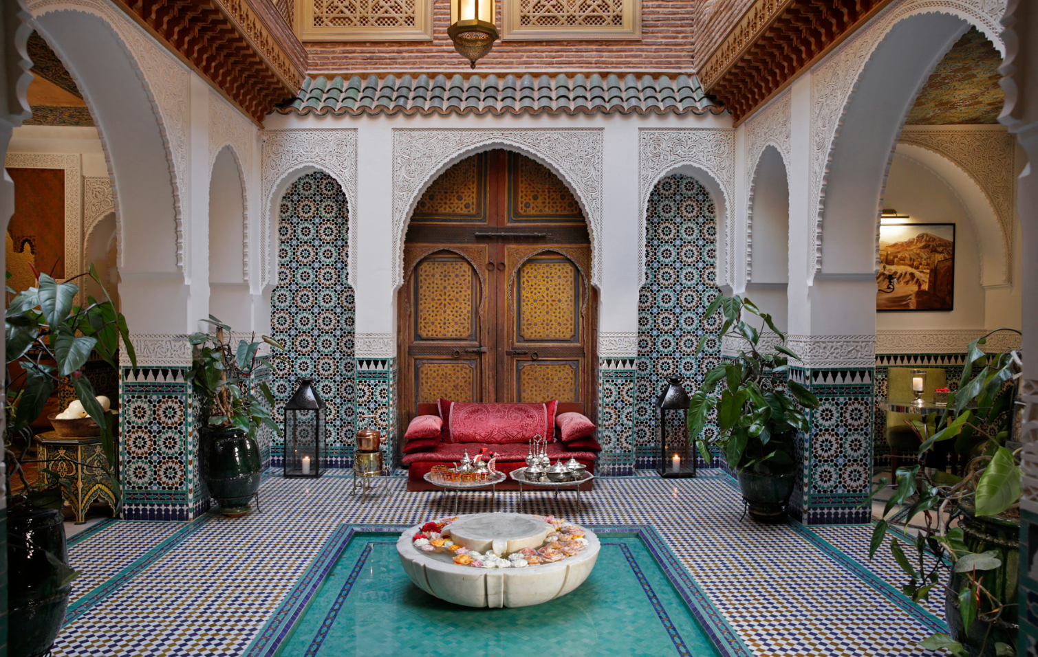 「Riad Elegancia」共有 3 層,圍繞著兩個田園庭院而建(圖:Cenizaro Hotels & Resorts)