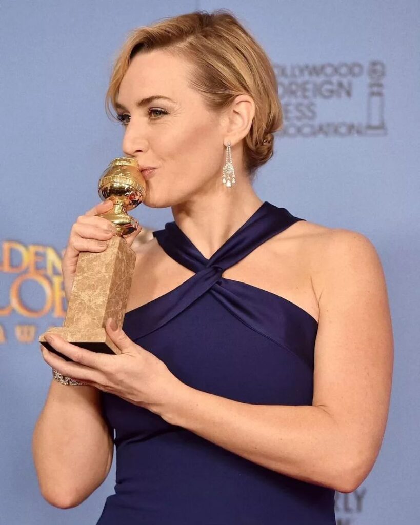 Kate 認為不需要掩蓋身體的任何部位,「真實」才是最具魅力的重點。(圖/kate.winsletoffical IG)
