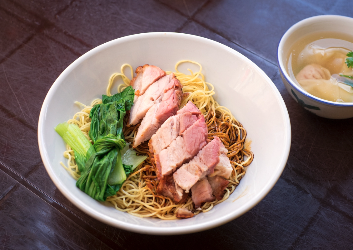 有別於香港的「雲吞麵」馬來西亞採「撈麵」型態(圖:canva)