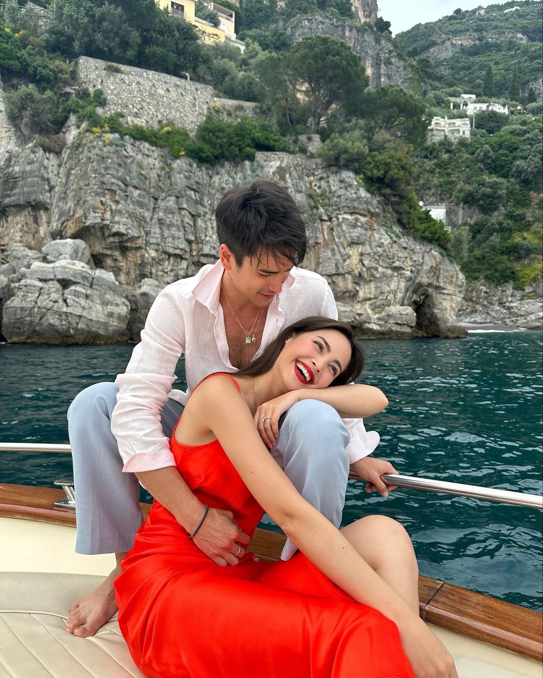 為什麼結婚第一年這麼難?婚姻新手的4大挑戰。(圖/IG@urassayas)
