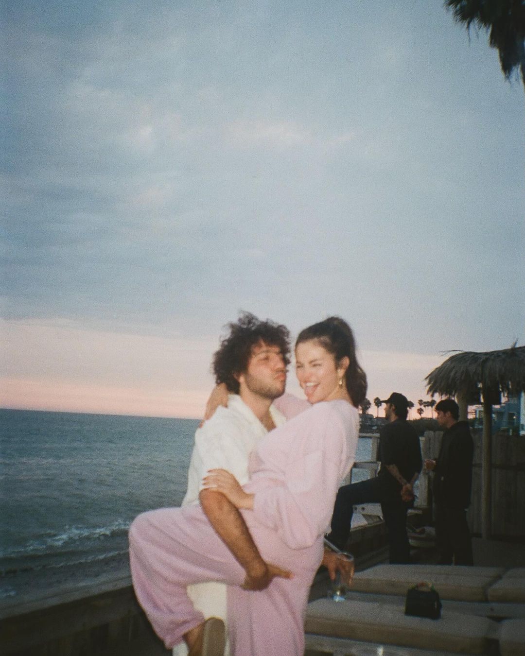 和 Benny Blanco 開始戀愛之前,Selena Gomez 已經單身了五年。(圖/IG@selenagomez)