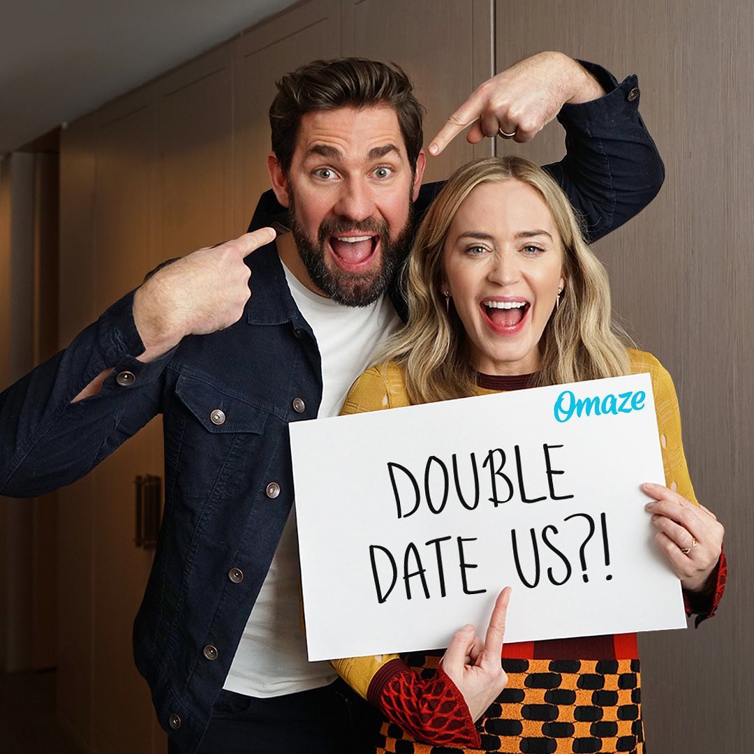 艾蜜莉布朗和老公約翰卡拉辛斯基。(圖/IG@johnkrasinski)