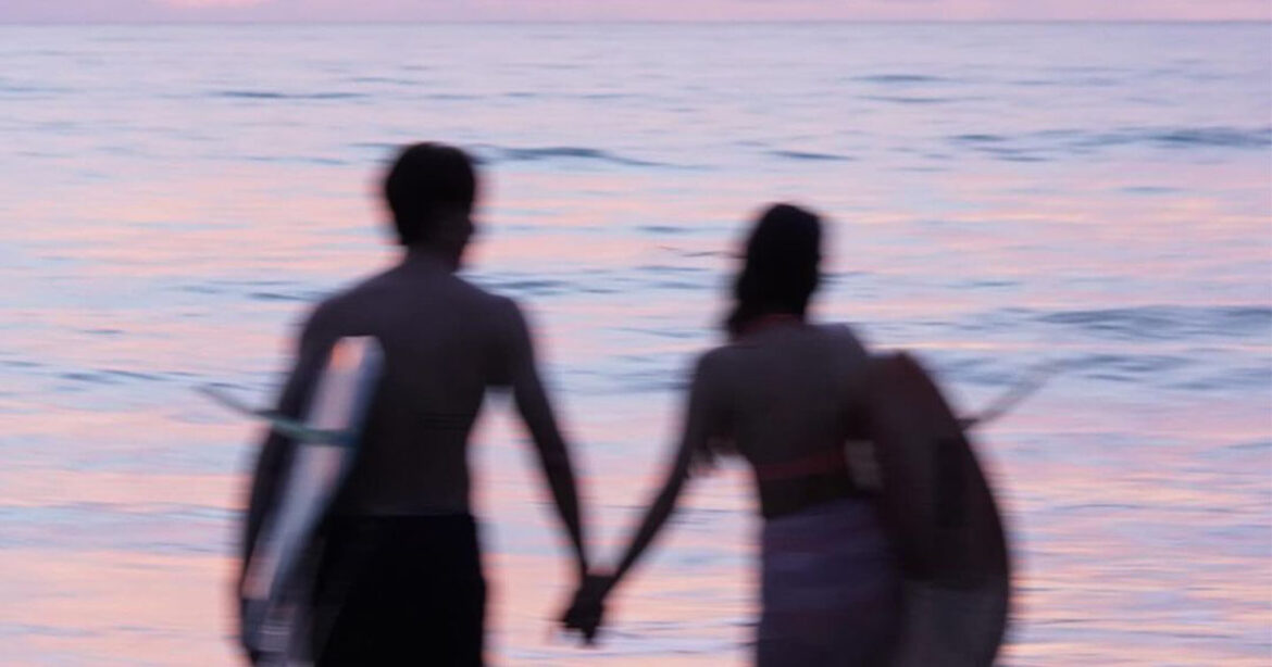 甜蜜老夫老妻都符合的 222 幸福法則。（圖／Instagram@urassayas）