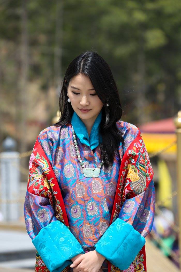 不丹王后吉增佩瑪的穿衣哲學經常成為焦點。（圖／Instagram@queenjetsunpema）