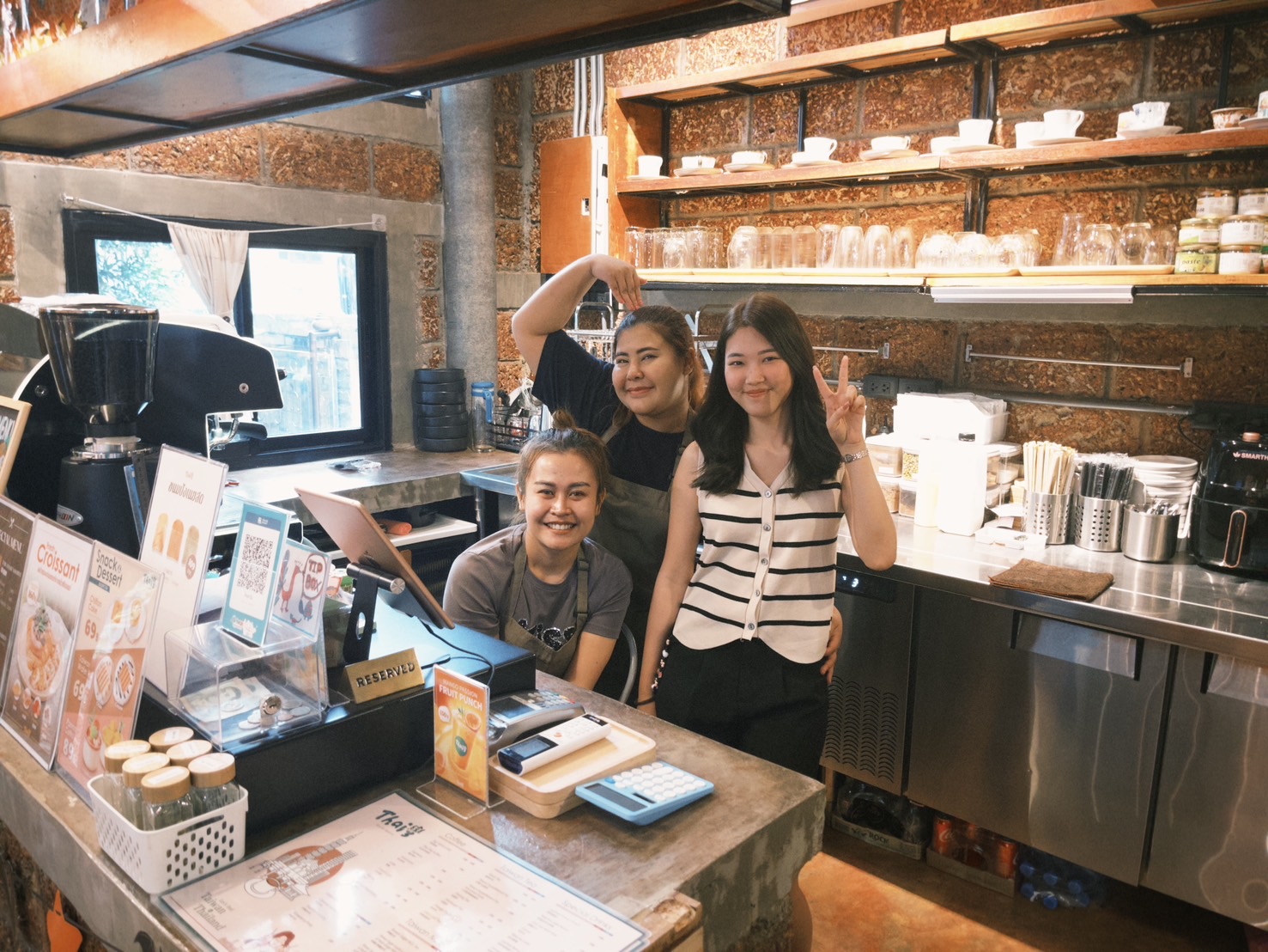 店內親切招呼的店員們(圖:iLady 團隊)