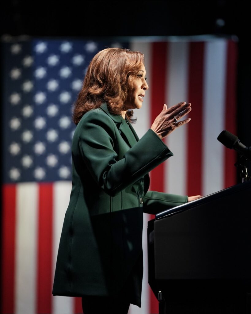 美國大選本週就是重要的投票日。(圖/kamalaharris IG)