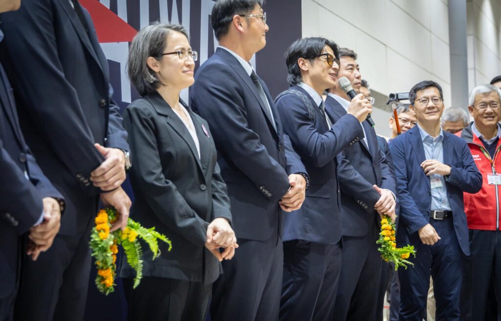 蕭美琴向全體選手表達深深感謝,謝謝選手們賦予台灣全世界第一名的驕傲(圖/ 蕭美琴 臉書 )