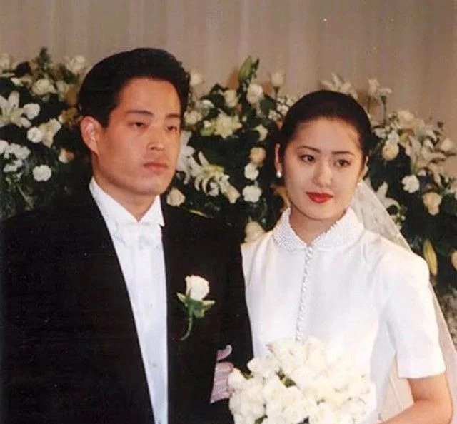 高賢廷 2005 年嫁入新世界集團成豪門媳婦。(圖/Naver)