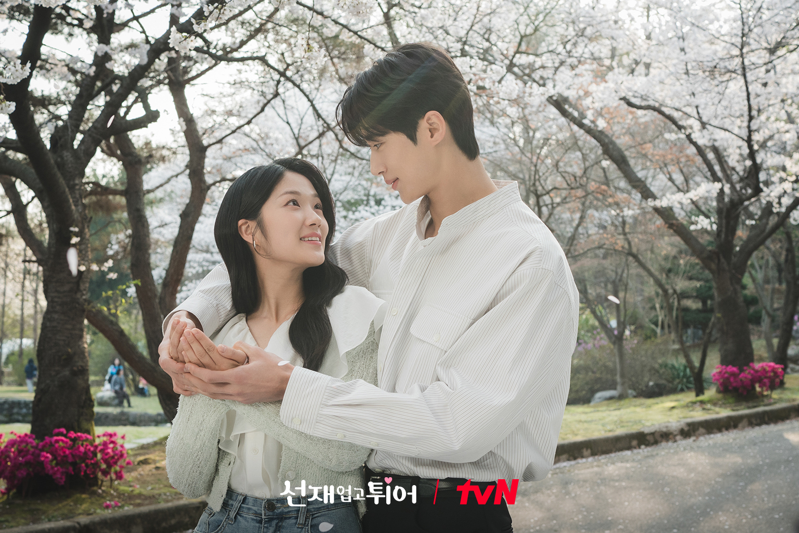 每個人都有不為人知的痛苦。(圖/tvN,《背著善宰跑》劇照)
