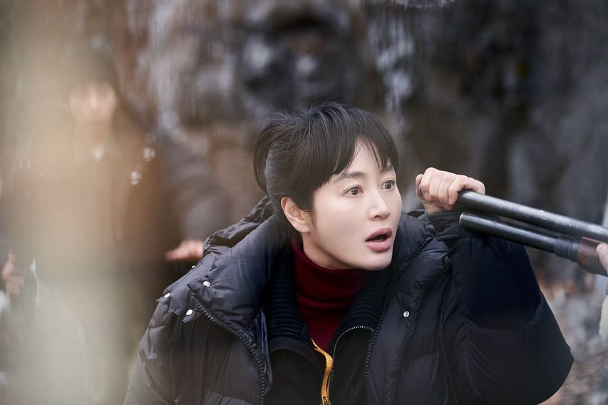《揭密最前線》講述新聞媒體業者的困境。(圖/Instagram @hs_kim_95)