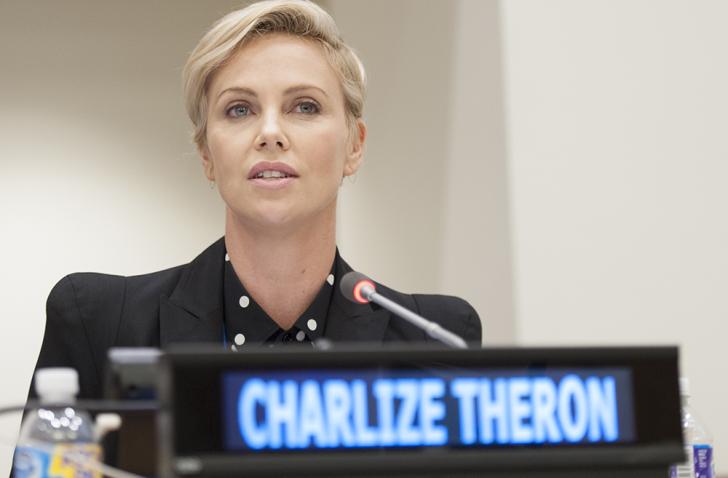 莎莉賽隆 10 句霸氣女力語錄。(圖/Instagram@charlizeafrica)