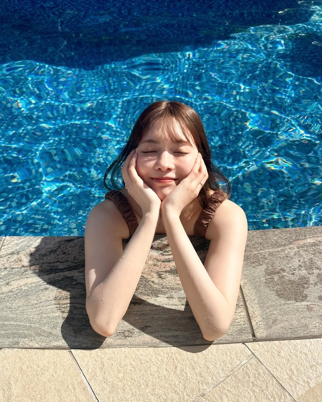 學會優雅刺蝟的人生哲理。(圖/Instagram@alilouss)