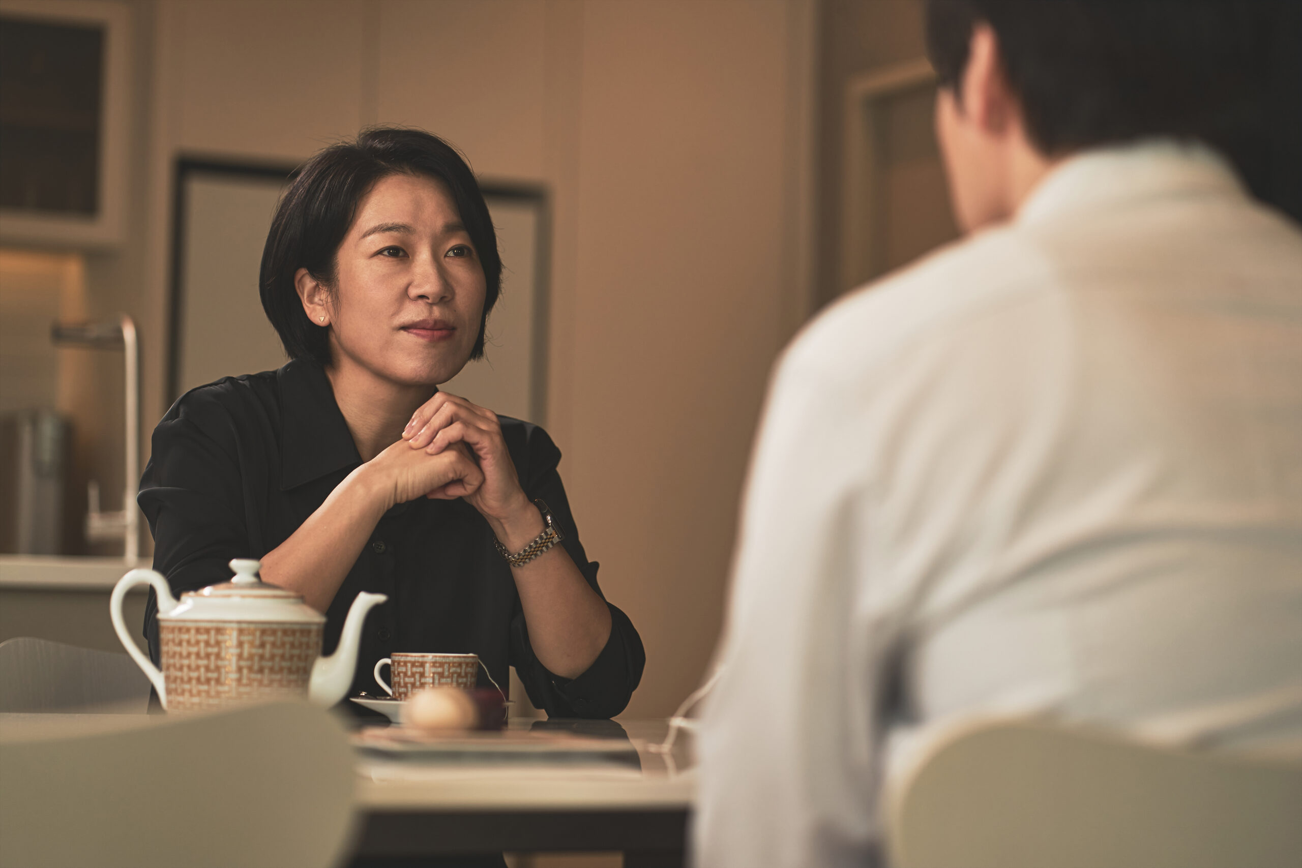 廉惠蘭角色為公寓主委,致力於維持社區的和平(圖:Netflix 提供)