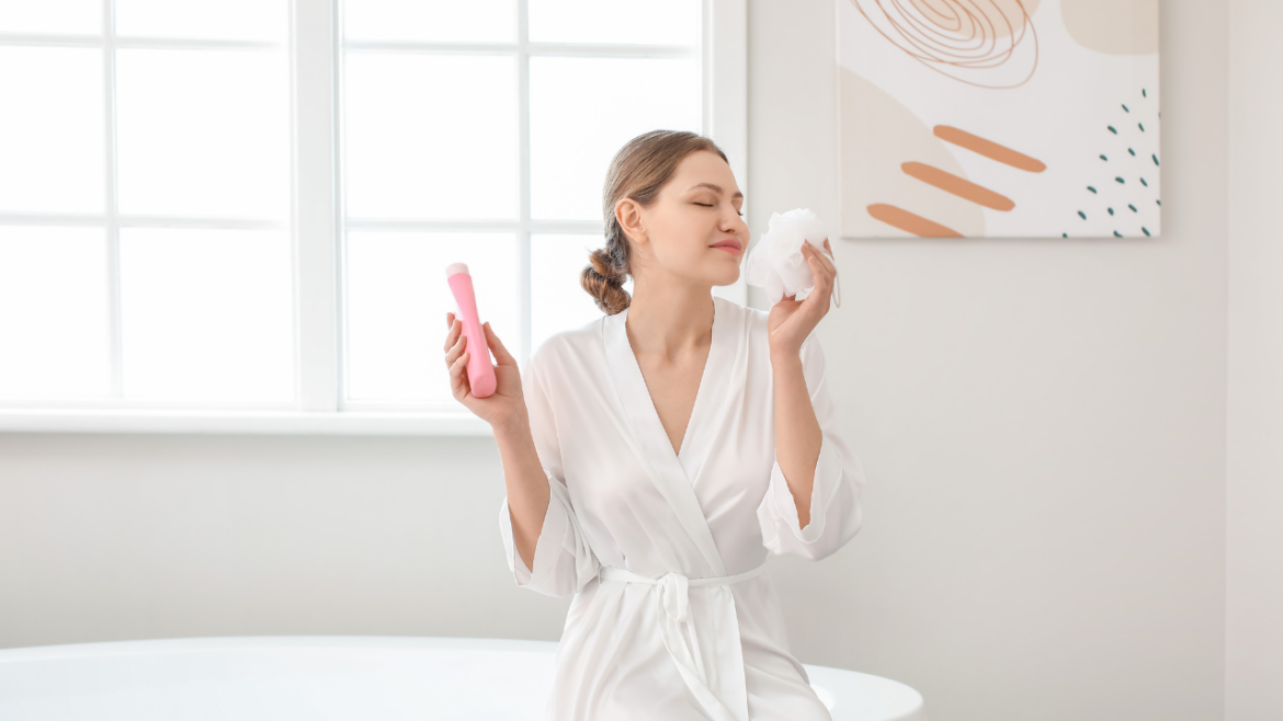 清潔成分裡的化學合成介面活性劑，常被污名化。（圖／CANVA）