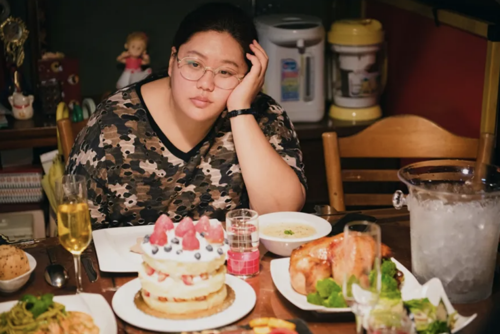 做縮胃手術後,餐餐大魚大肉可是不行的喔!(圖/《大餓》劇照)