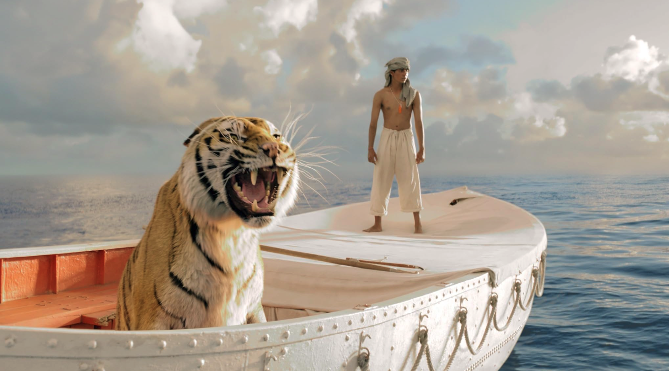 《少年 Pi 的奇幻漂流》是李安首部執導的美國 3D 電影,於 2012 年上映即引發全球轟動(圖:《少年 Pi 的奇幻漂流》劇照)