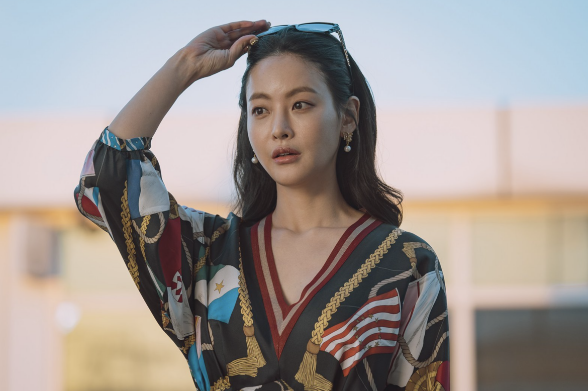 你會利用年假期間去進廠保養一下嗎？（圖／《整形帝王》劇照）