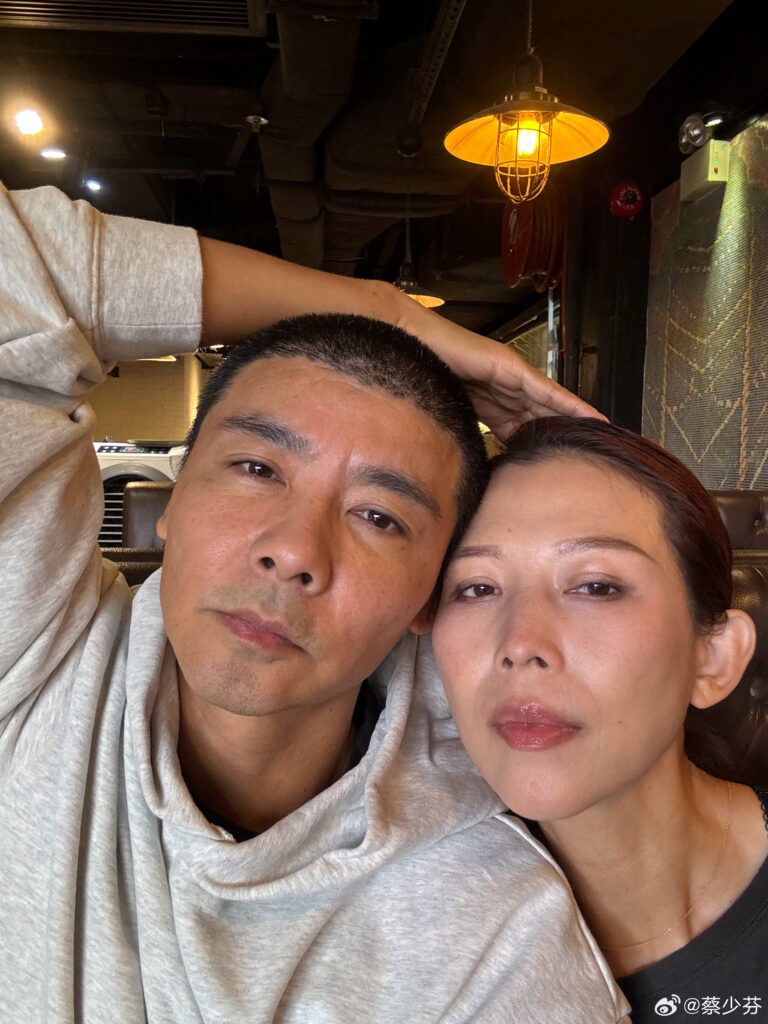 蔡少芬常和老公一起曬恩愛。(圖/蔡少芬微博)