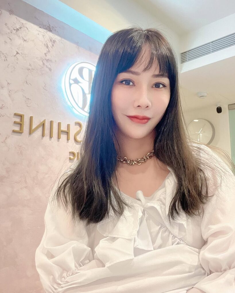 Ariel 認為，當一位專業的諮詢師，不只要提供專業，還有更多的情感支持。（圖／smart0605 IG）