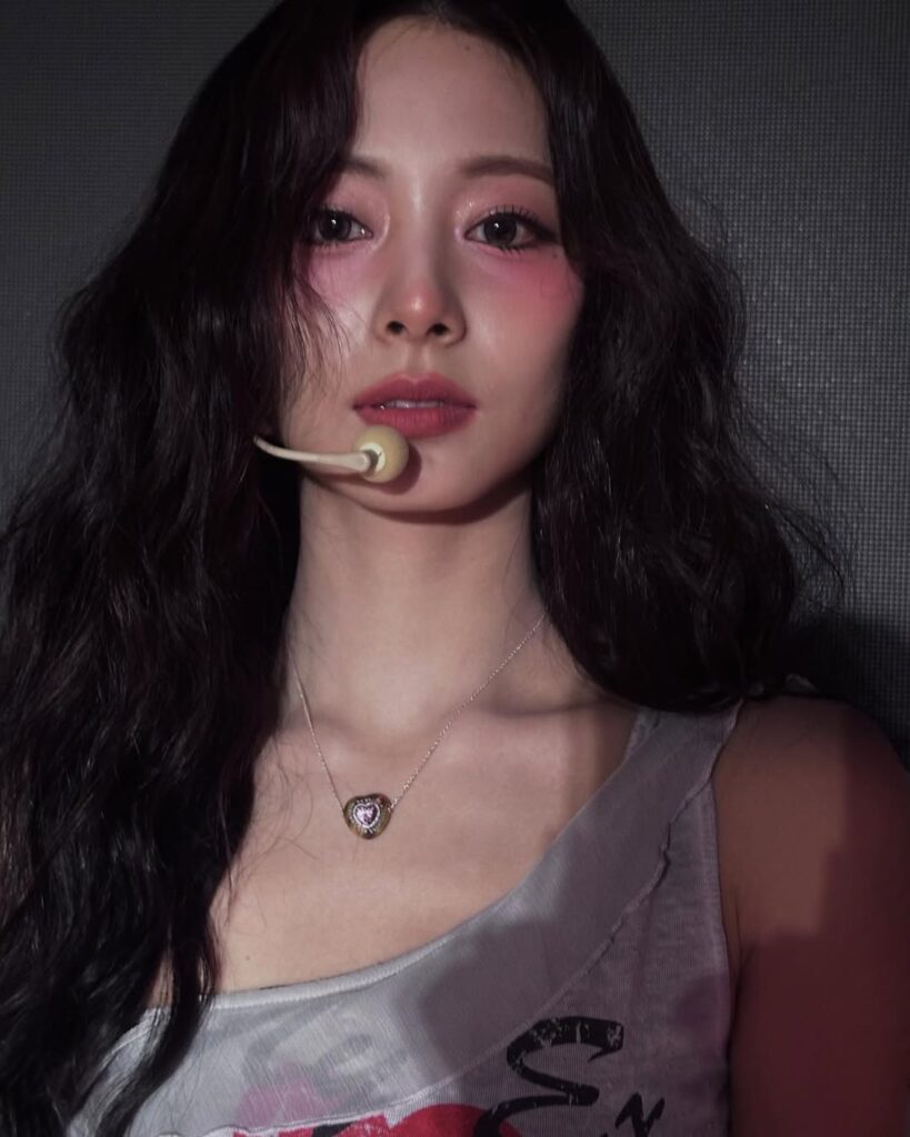 有好的鼻型,可以讓五官的立體感更加強烈。(圖/thinkaboutzu IG)