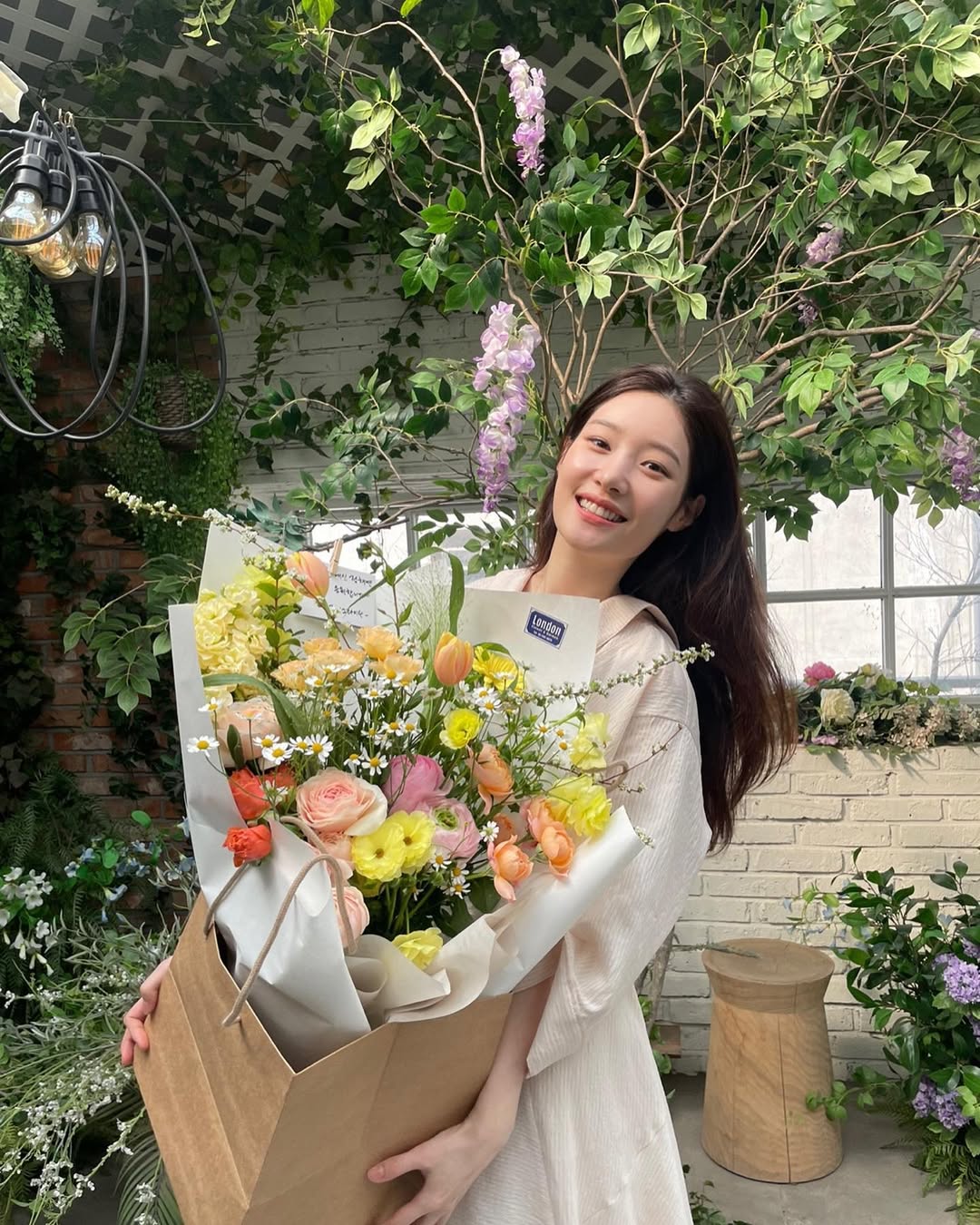 你所期待的愛情是什麼模樣?(圖/Instagram@j_chaeyeoni)
