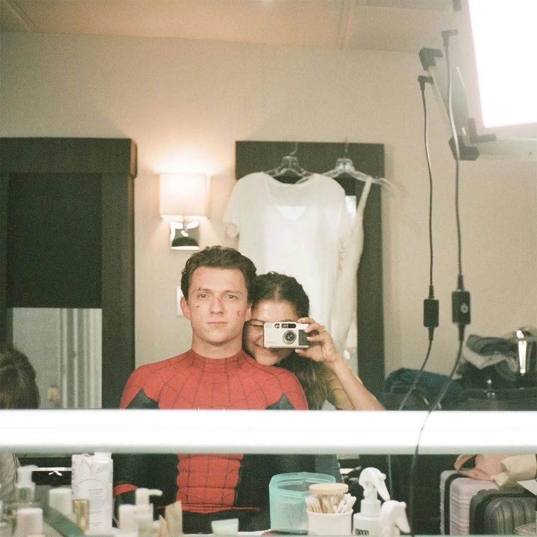 湯姆傳出求婚成功。(圖/Instagram @tomholland2013)