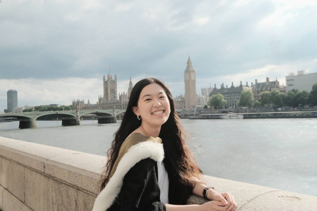 擁有醫學背景的林薇，去年開始在牛津大學挑戰公共政策雙碩士學位（圖/ 林薇 臉書）