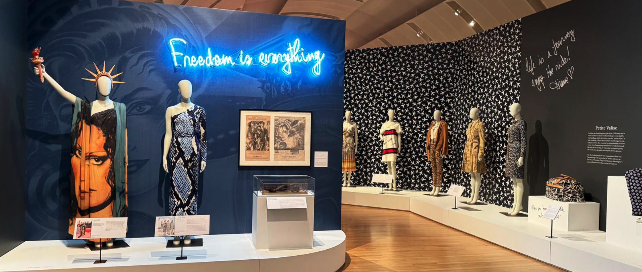 紐約時裝皇后首展公開(圖:Skirball Cultural Center)