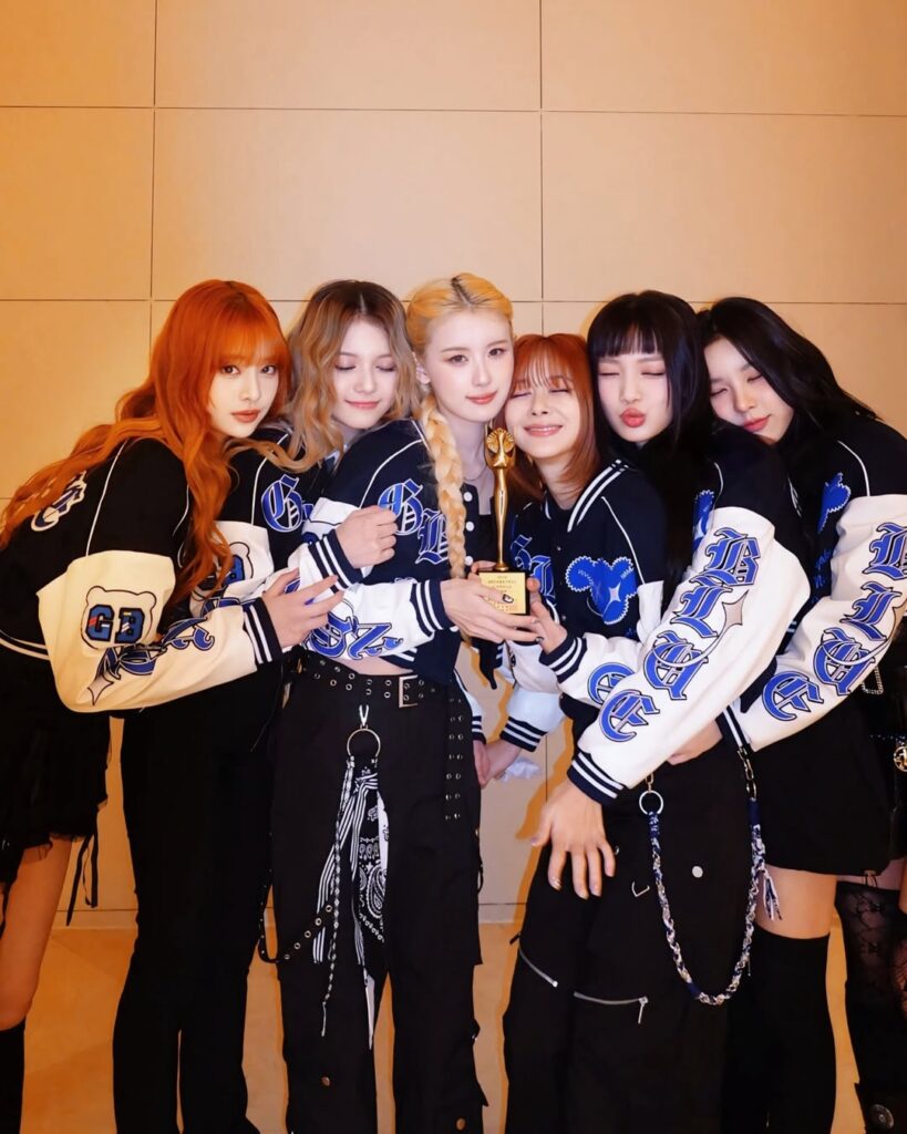 幻藍小熊剛出道,就贏得 KPOP 新人賞的肯定。(圖/天空娛樂提供)