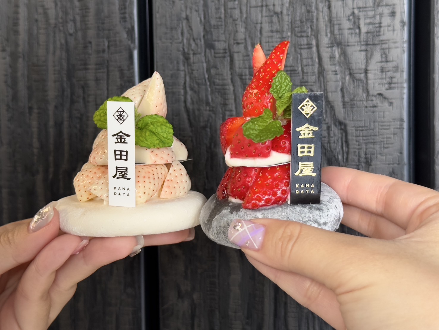 目前提供草莓、蒙布朗、香蕉巧克力等,口味會依照時令水果調整(圖:Alice P 拍攝)
