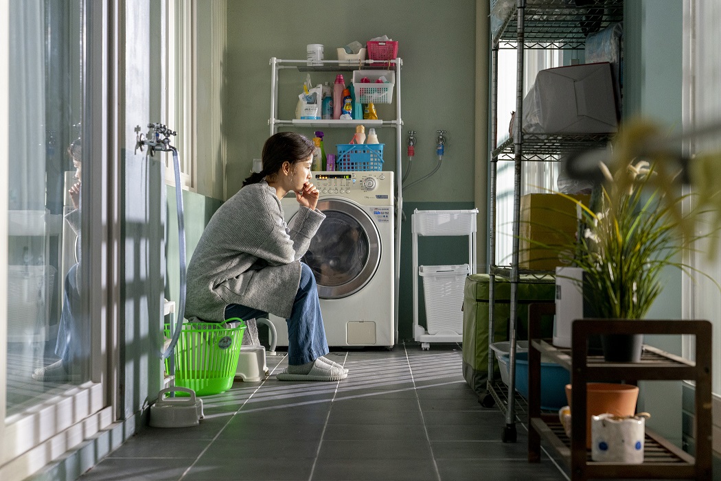 離婚後的她告訴我們:要去愛一個能接住妳的人。(圖/IMDb)