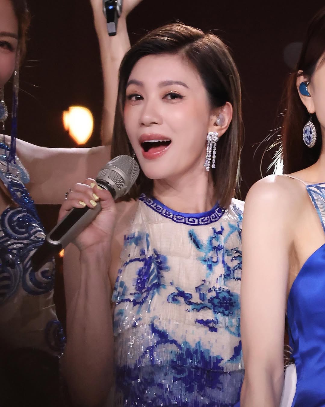 賈靜雯曾挑戰自我,參加《乘風 2023 》。(圖/Instagram @alyssachia)
